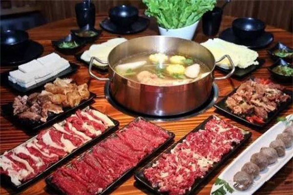 鑫记牛肉火锅加盟费用