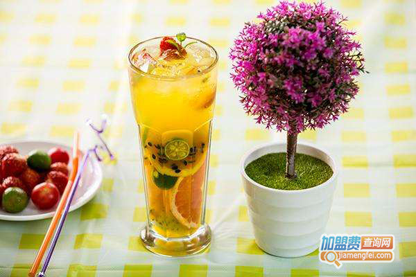 朱莉斯奶茶加盟费用