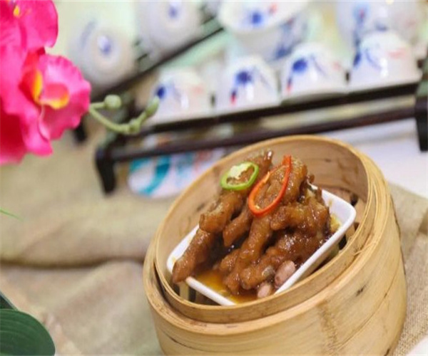 龙茶坊茶餐厅加盟费用
