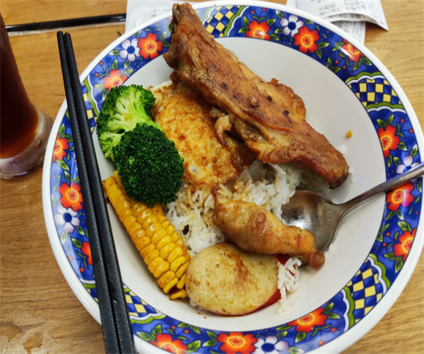 开笼雀茶餐厅加盟费用