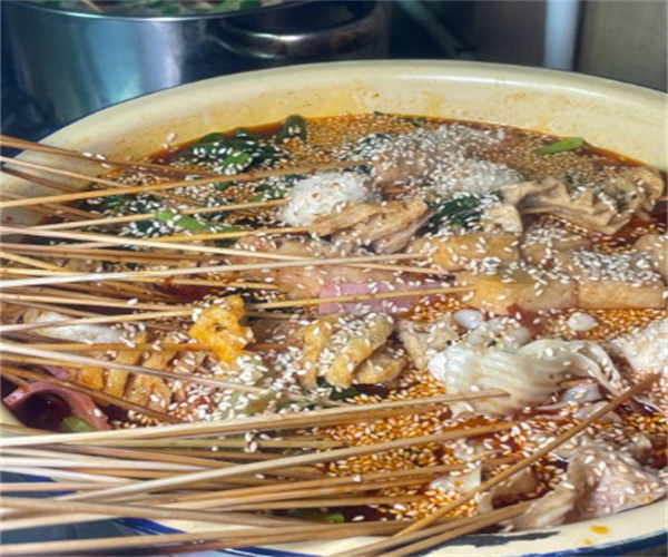 辣青春串串加盟费用