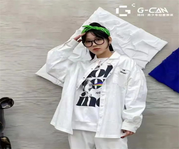 咭咔青少年轻奢潮派加盟费用