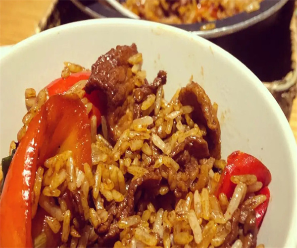 扒肉侠煎肉汤拌饭加盟费用