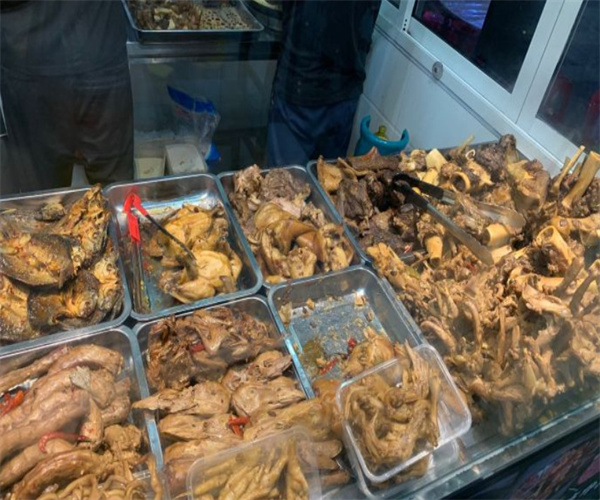 潜龙湾卤食加盟费用