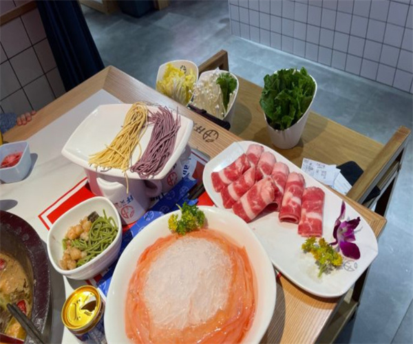 仟火锅加盟费用