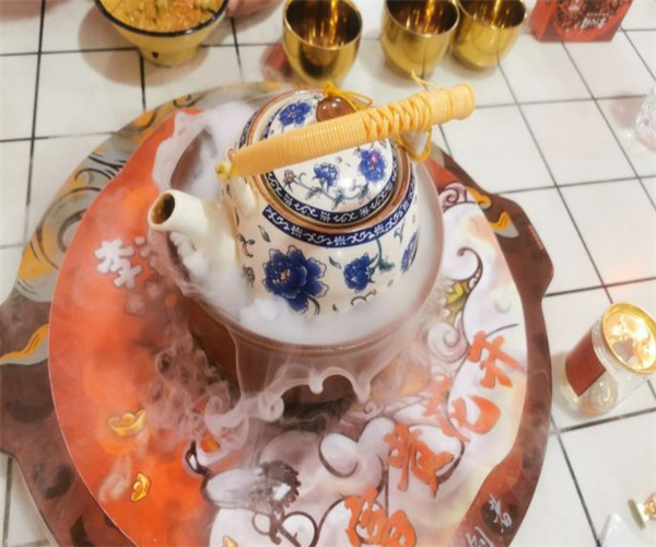李沁禧成都卤味火锅加盟费用