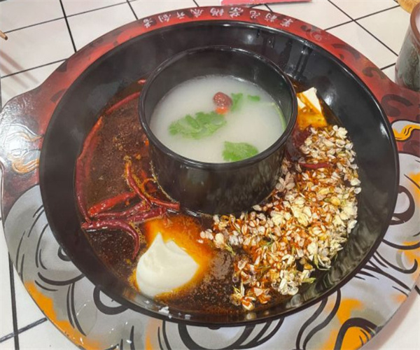 李沁禧成都卤味火锅加盟费用