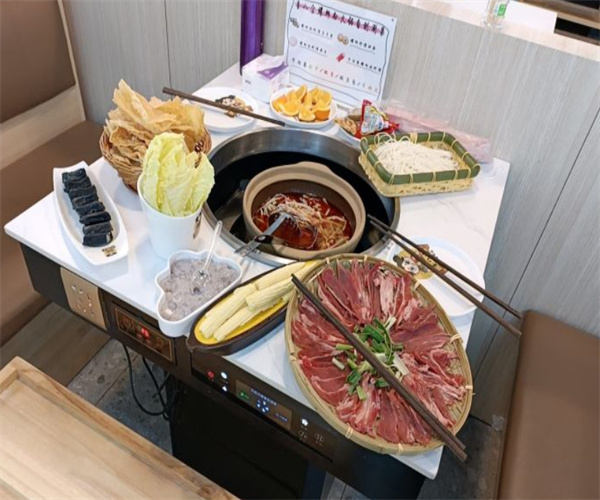 喜八宝螺蛳粉火锅加盟费用
