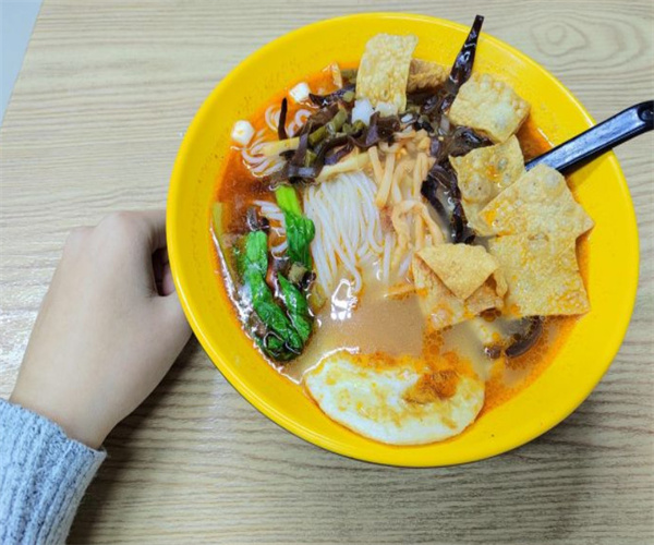 嗦哈螺蛳粉加盟费用