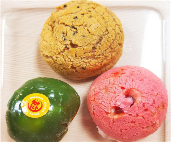 三食而粒糕点加盟费用