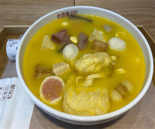 六烫盟麻辣烫加盟费用
