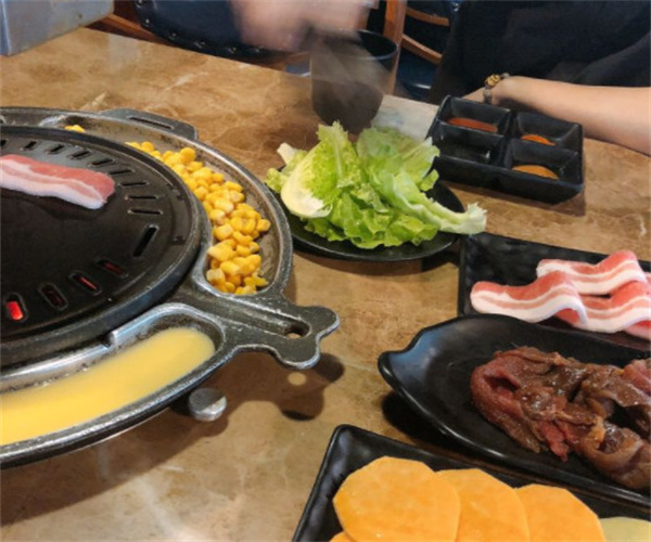 澜亭苑韩国烤肉加盟费用