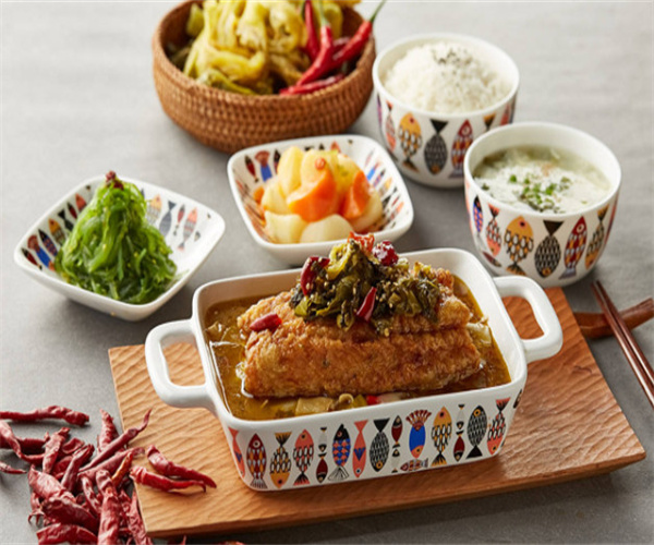 满小香无骨烤鱼捞饭加盟费用