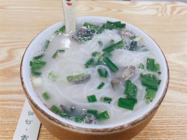 老灶婆乌鸡米线加盟费用