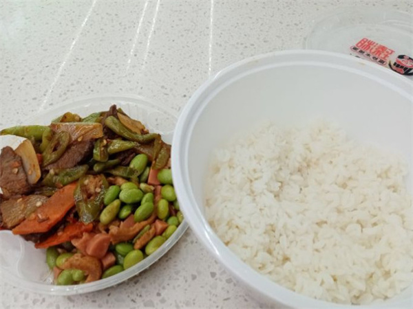 臻湘现炒木桶饭加盟费用