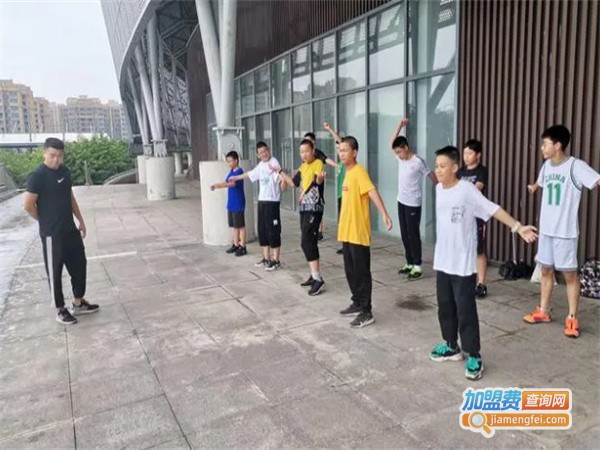 初中生体能培训班加盟费用