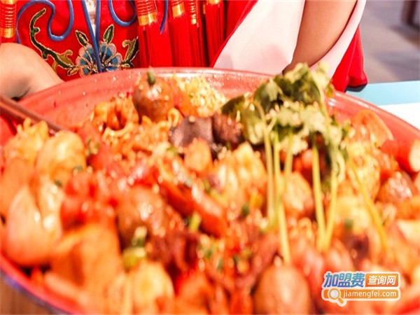 丁盘盘干拌麻辣烫加盟费用
