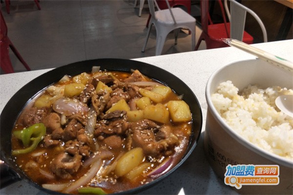 小锅炒鸡加盟费用