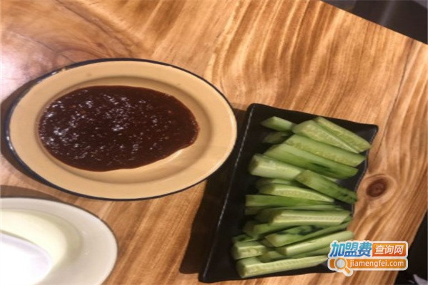 东北扒拉锅加盟费用