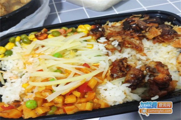 魔盒烤肉饭·脆皮鸡饭加盟费用