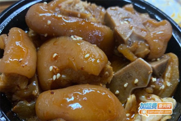 歪大厨鸡爪煲加盟费用