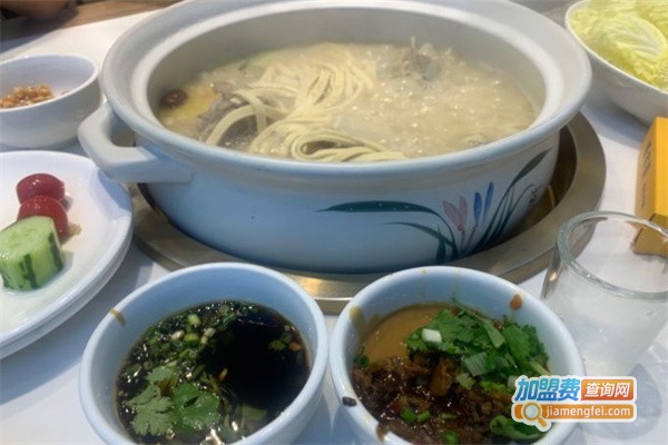 张家艺猪骨砂锅加盟费用