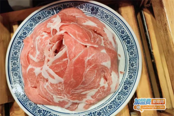 就八桌牛排火锅加盟费用