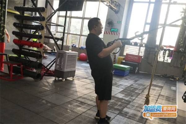 901体能工厂健身工作室加盟费用