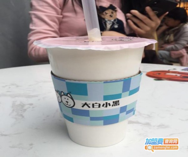 大白小黑cococreamy加盟费用