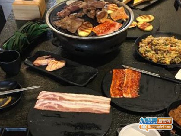 铭匠·超值炭火烤肉加盟费用