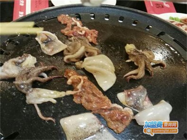 红高粱烤肉加盟费用