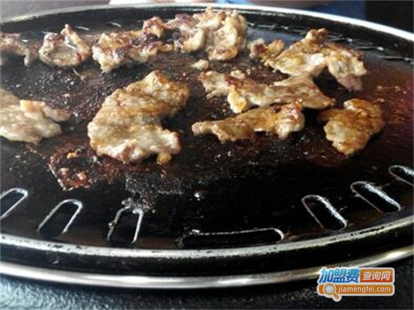 红高粱烤肉加盟费用