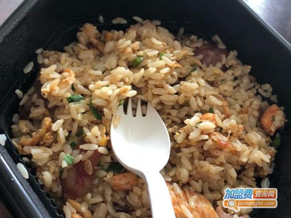 来不易海仙炒饭加盟费用
