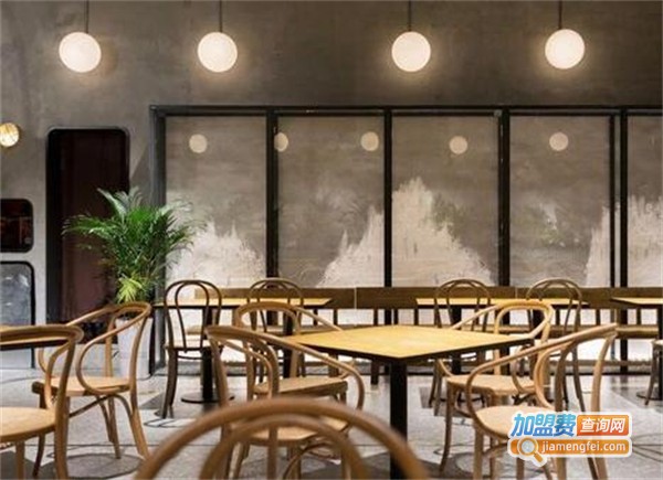 自由空间茶餐厅加盟费用