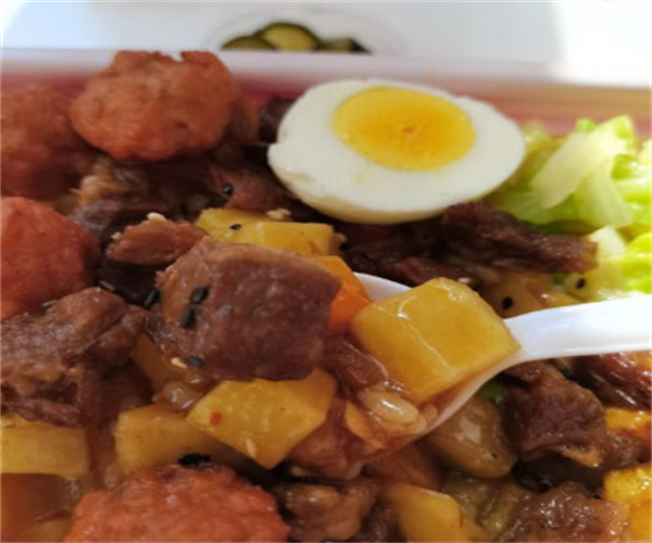 牛家妈妈红烧牛肉饭加盟费用