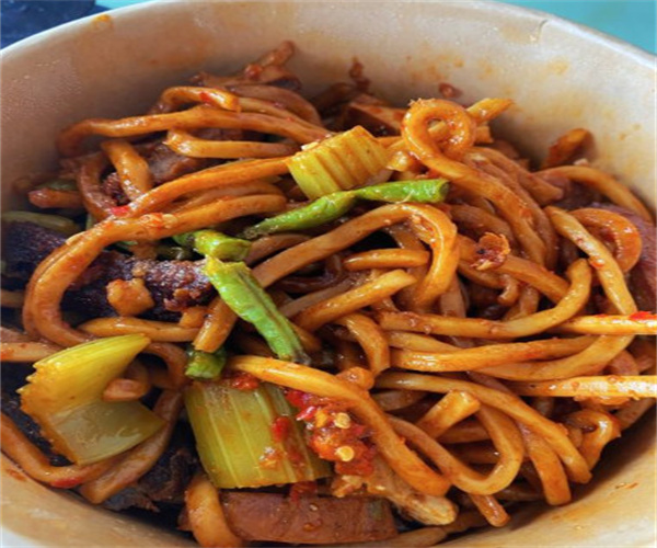 焖大师香锅焖面焖饭加盟费用