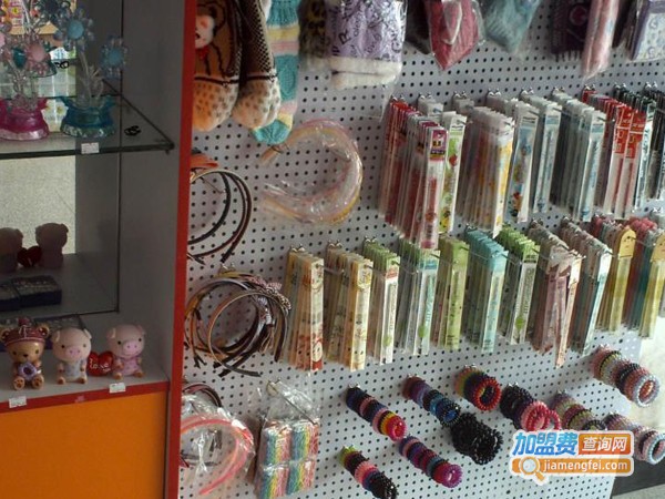 乖乖兔卡通学生用品超市加盟费