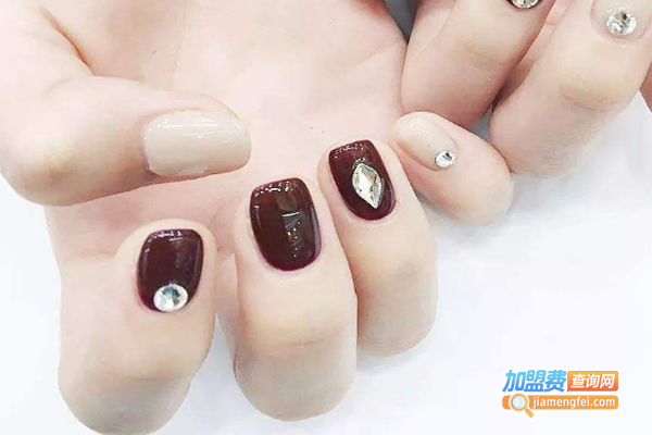 金蝶美甲加盟费