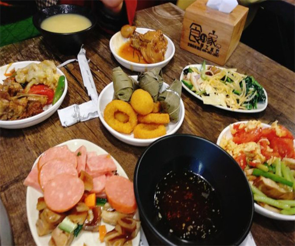 食与家自助水饺加盟费用