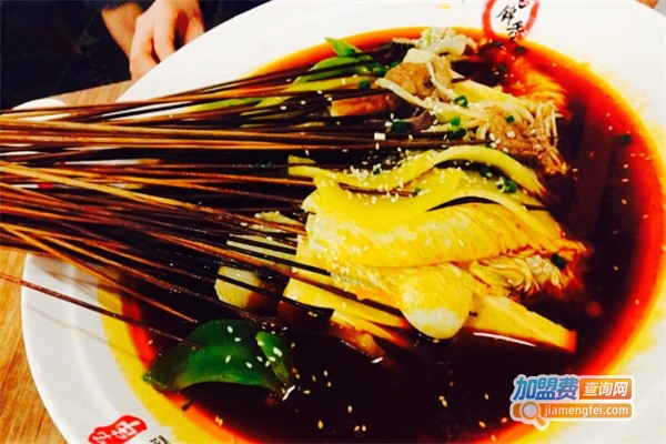 蜀锦香串串香加盟费