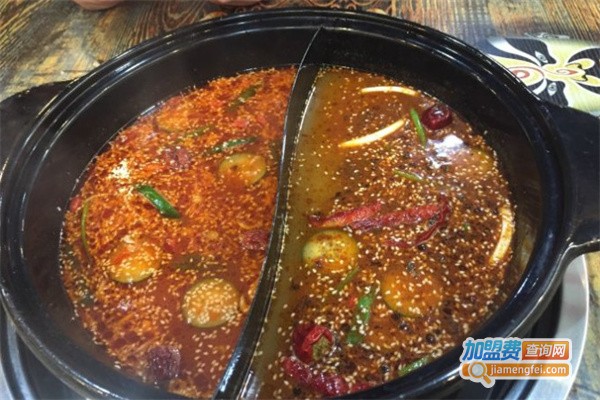 红小牛串串香火锅加盟费