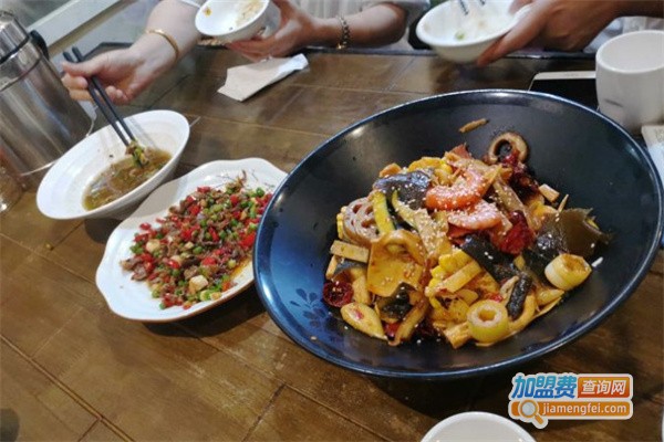天下无二港式粥吧加盟费