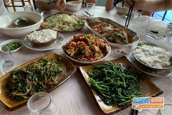 河边餐馆加盟费