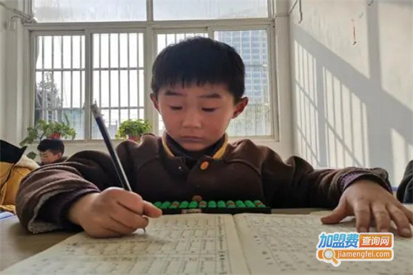 东方金字塔珠心算加盟费