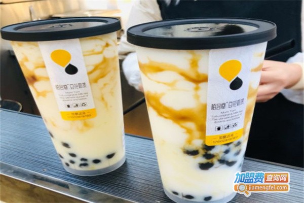 陌名堂鲜茶果饮加盟费