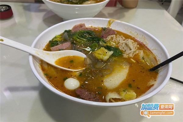 颜小蛮麻辣烫加盟费