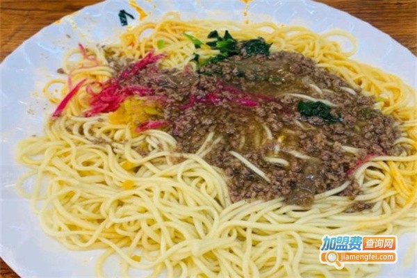 三升干拌牛肉面加盟费