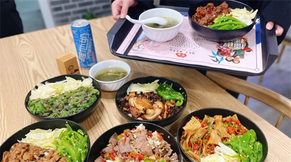 炅爸爸擂椒拌饭加盟费