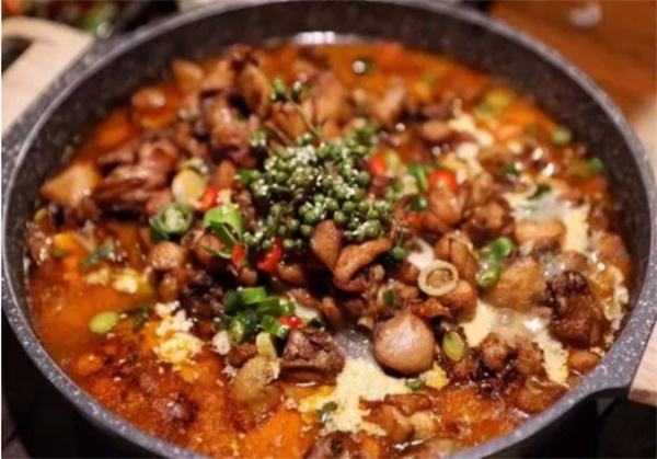 豆小涮藤椒豆花鸡——川味美食新风尚