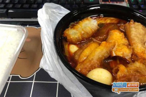 辣一坎卤味火锅冒菜加盟费